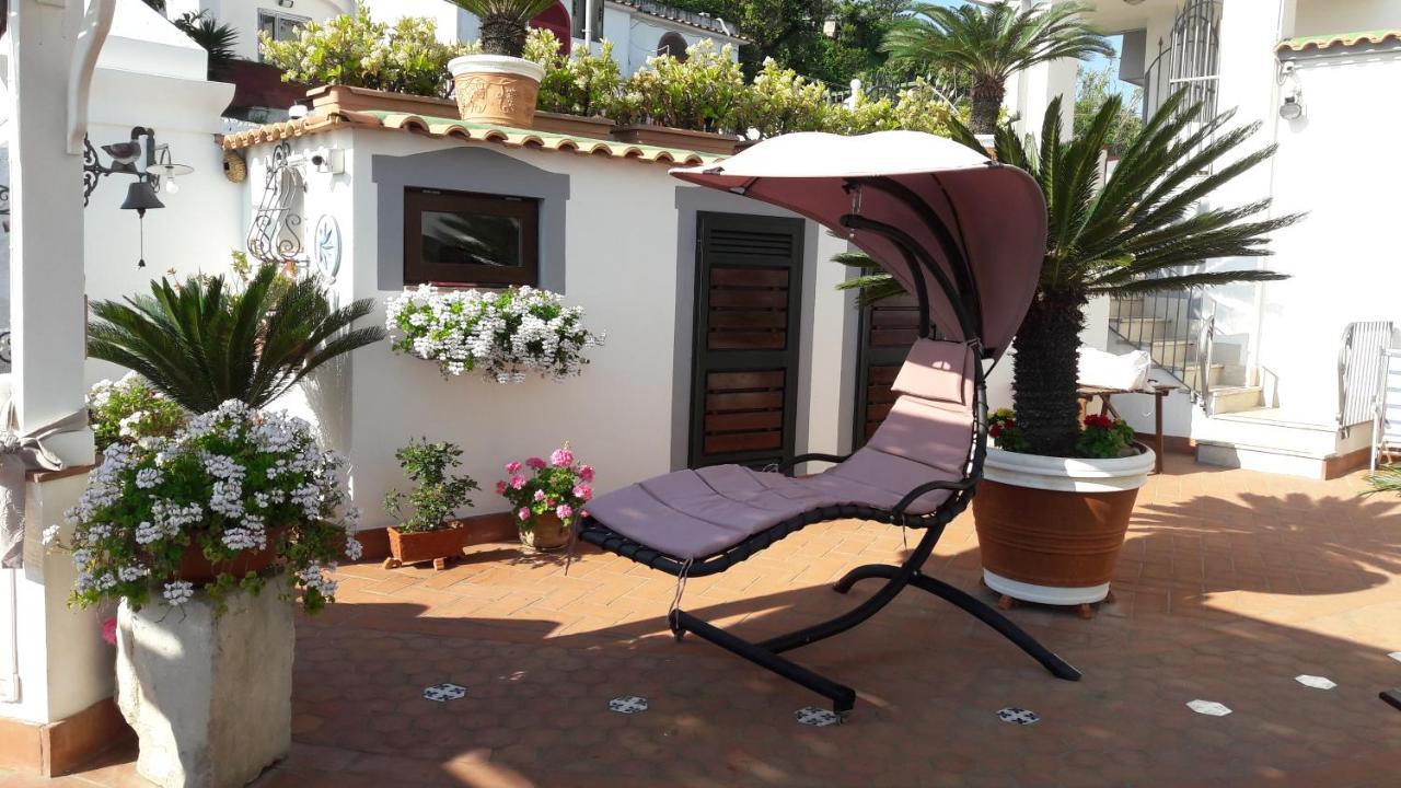 B&B Dea Fortuna Bacoli Bagian luar foto