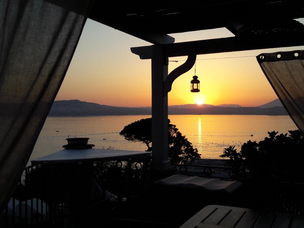 B&B Dea Fortuna Bacoli Bagian luar foto
