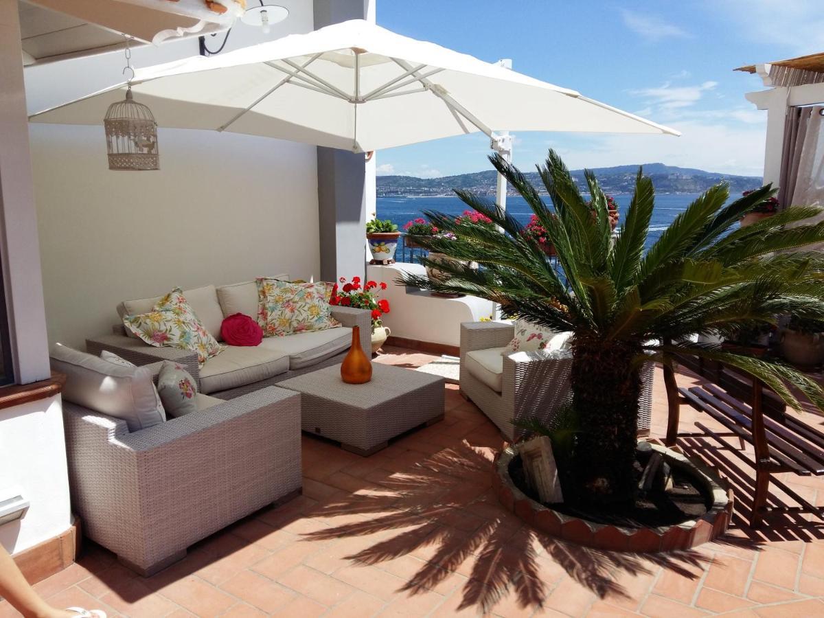 B&B Dea Fortuna Bacoli Bagian luar foto